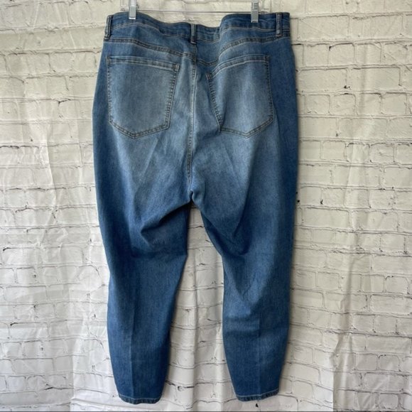 SOLD!!!Refuge Ankle Jeans, Laced Front, Casual Fi… - Picture 4 of 7